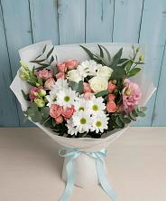 Букет цветов из:  Розы, Лизиантусы и Хризантемы в Новоегорьевском