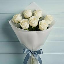 Букет 7 Белых роз Эдлесс Лав в Новоегорьевском