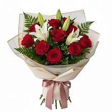 Букет цветов из:  Лилии и Розы в Новоегорьевском