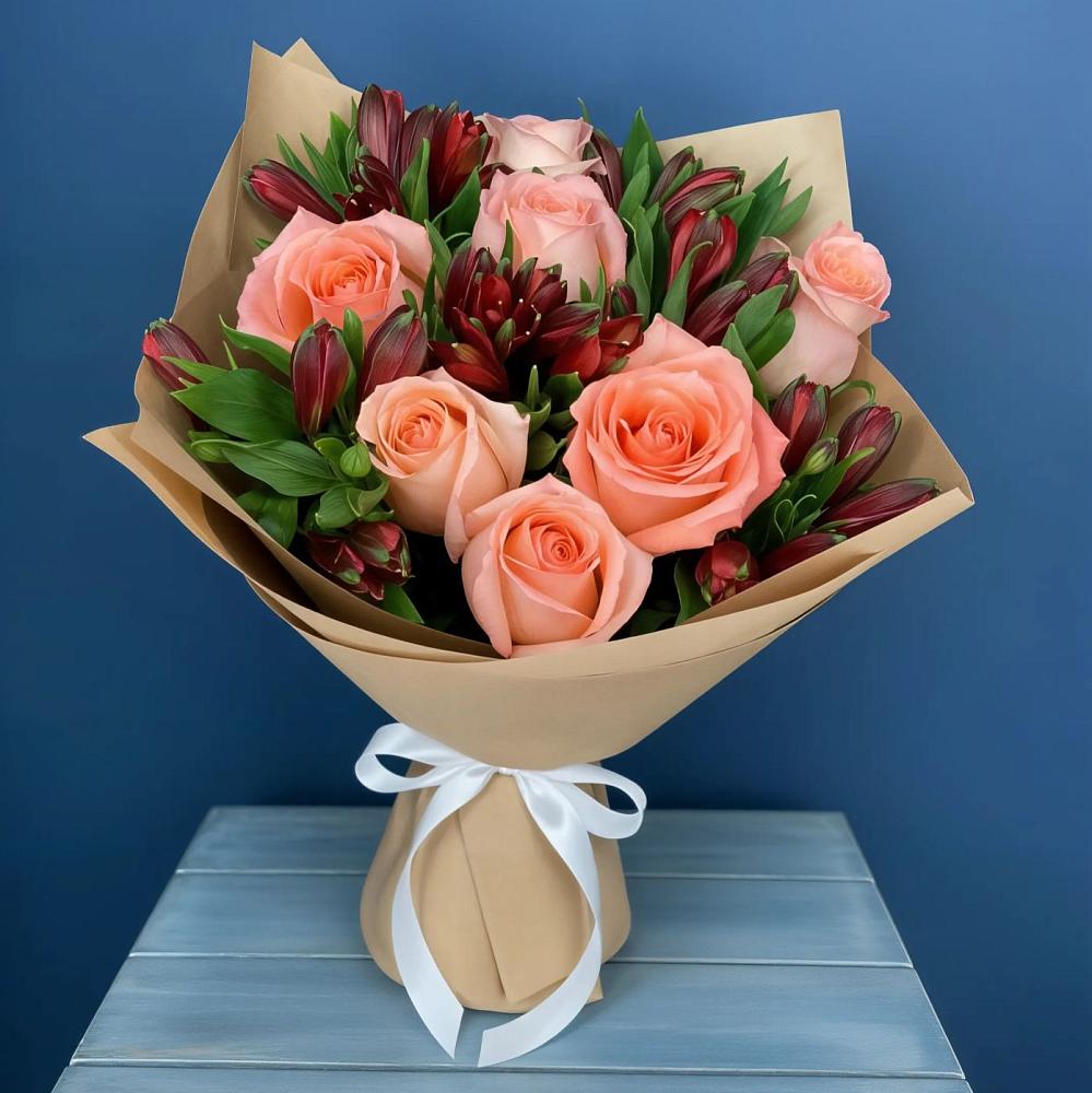 Букет цветов из: Розы и Альстромерии в Новоегорьевском