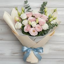 Букет цветов из:  Лизиантусы в Новоегорьевском
