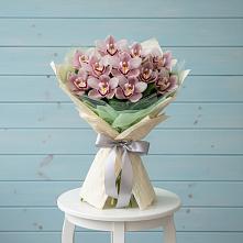 Букет цветов из:  Орхидеи и Розы в Новоегорьевском