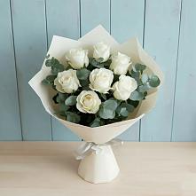 Букет Белые розы в Эвкалипте в Новоегорьевском