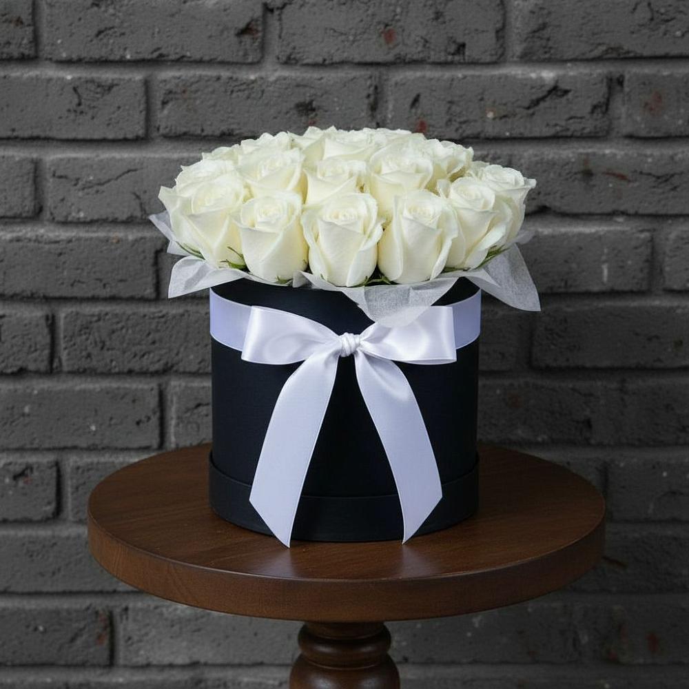 Цветочная композиция из Розы в шляпной коробке в Новоегорьевском